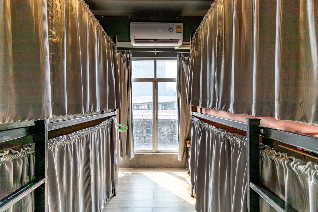 The Beds Ever Hostel (Adults Only) Bangkok Luaran gambar