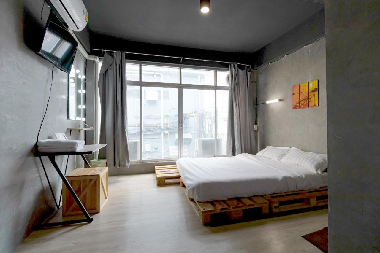 The Beds Ever Hostel (Adults Only) Bangkok Luaran gambar