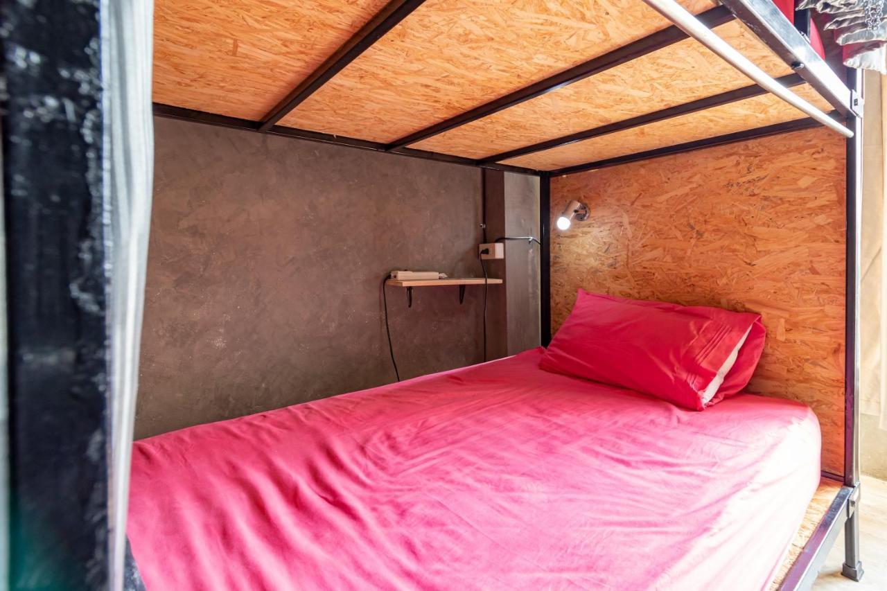 The Beds Ever Hostel (Adults Only) Bangkok Luaran gambar