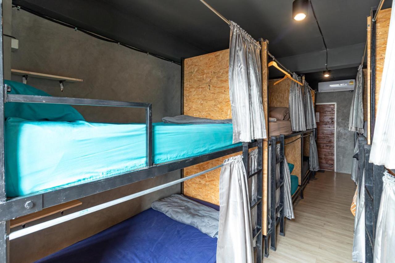 The Beds Ever Hostel (Adults Only) Bangkok Luaran gambar