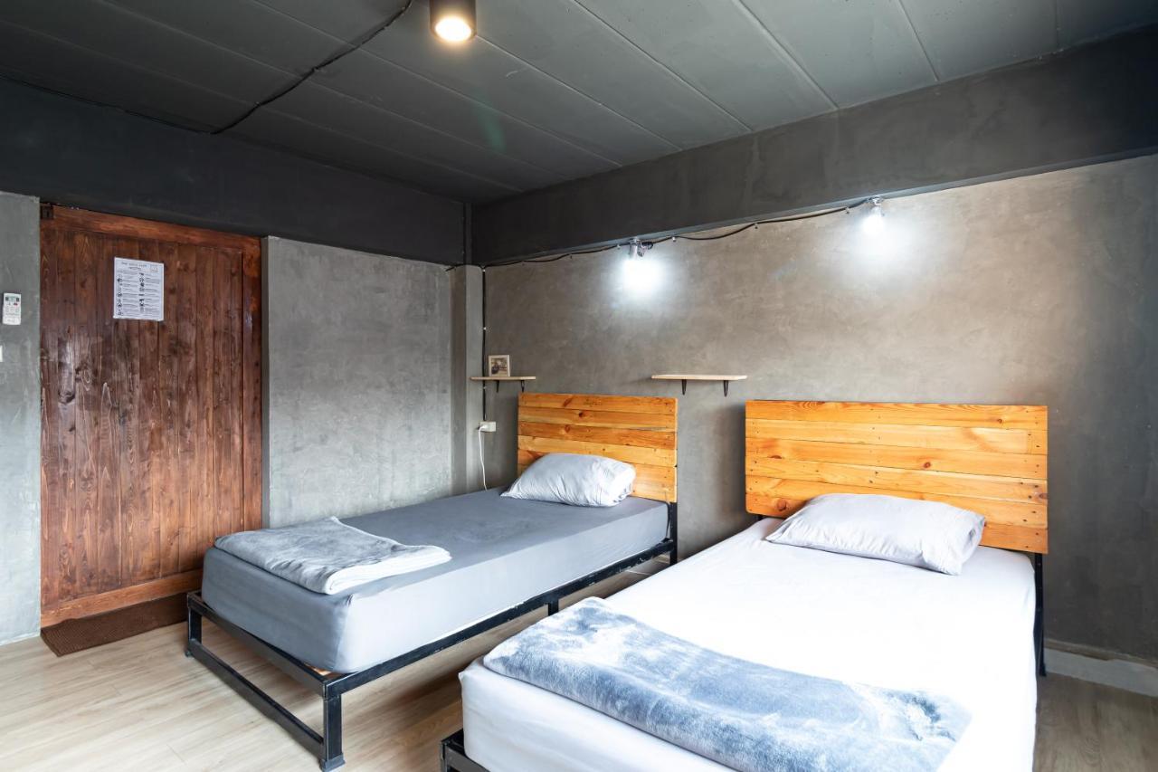 The Beds Ever Hostel (Adults Only) Bangkok Luaran gambar