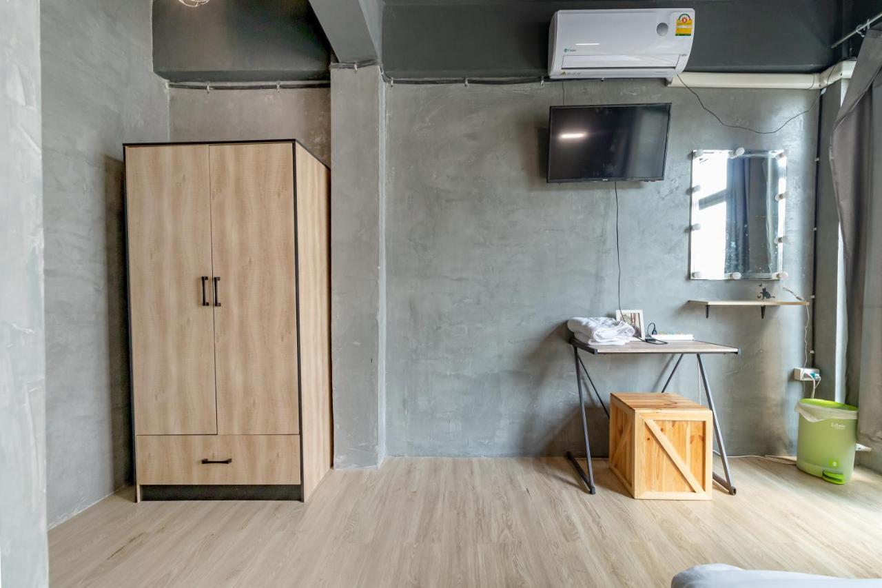 The Beds Ever Hostel (Adults Only) Bangkok Luaran gambar