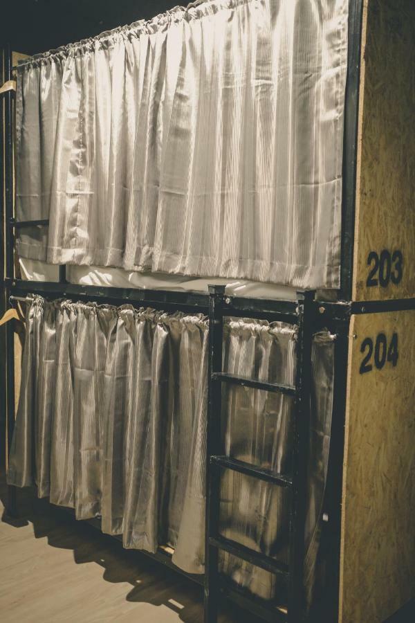 The Beds Ever Hostel (Adults Only) Bangkok Luaran gambar