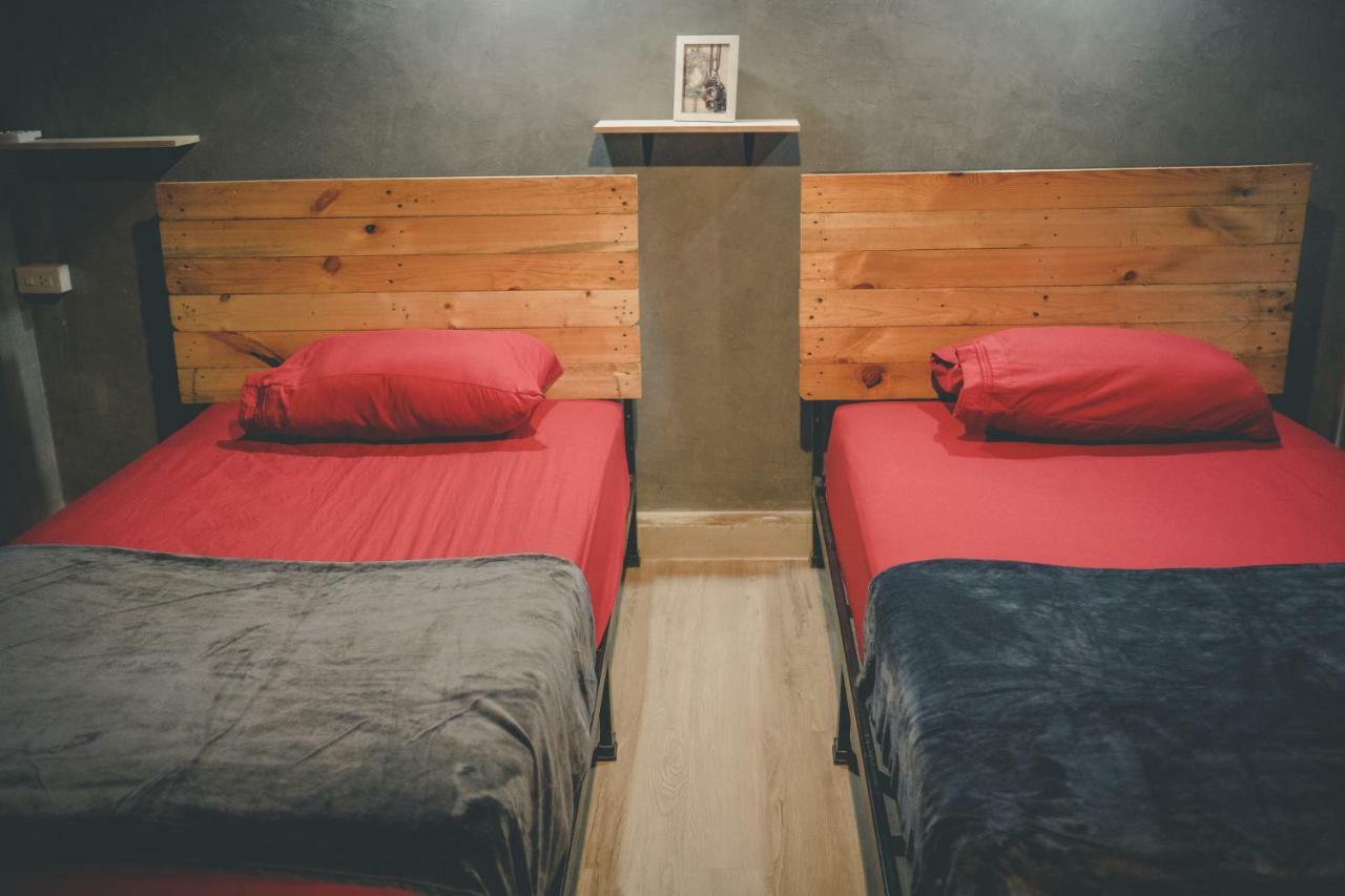 The Beds Ever Hostel (Adults Only) Bangkok Luaran gambar